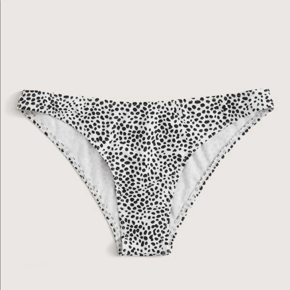 bikini bottoms *never been worn*